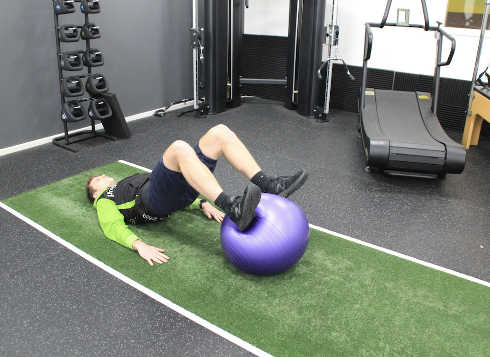 hamstring-fitball-curlls-running-rehab-exercises-