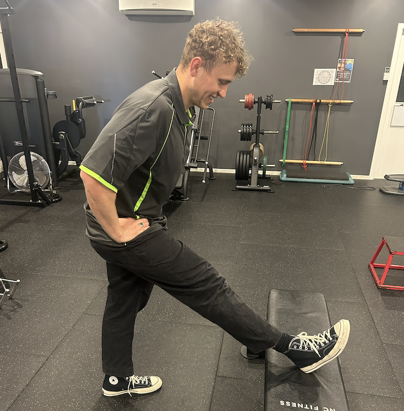 acl hamstring stretch